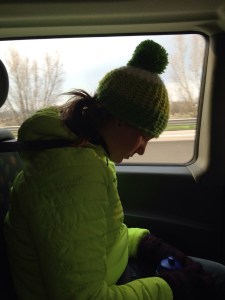 Så trött att jag somnade rakt uppochner i bilen på vägen hem. 