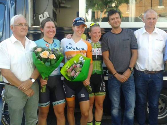 14183904_1052044544910835_6438881913816687665_n