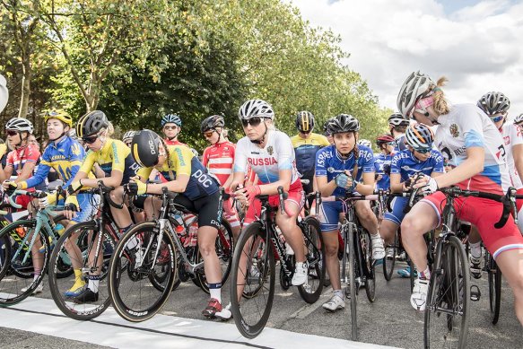 csjbkgww8aakck8-jpg-large